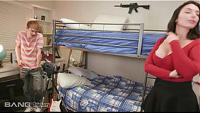 Trickery - Ivy Lebelle fucks a college student in his dorm