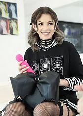 Твердый Как