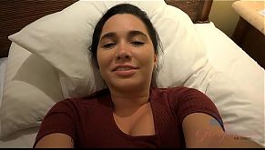 Hot Chick Swallowing cum