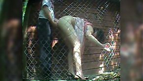 Трахнул возле сарая