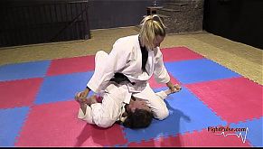 Girls wrestling in kimonos (real pindown match)